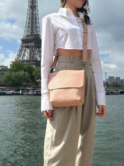 UN - Leather Crossbody Bag