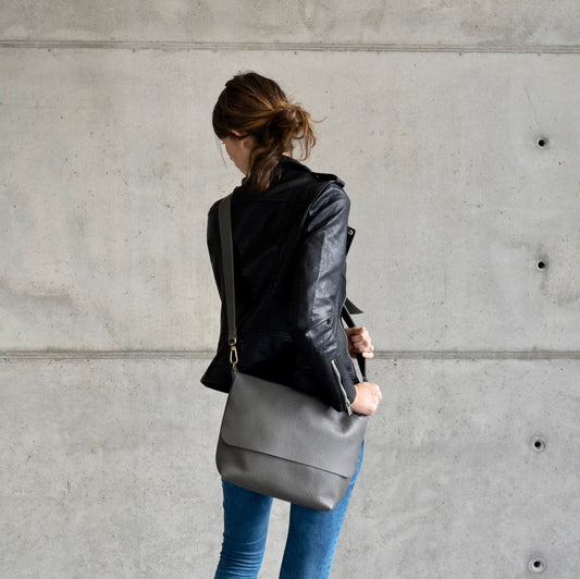 UN - Leather Crossbody Bag